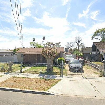 4432 E Lamona Ave, Fresno, CA 93703