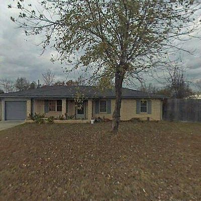 3805 Poplar St, Van Buren, AR 72956