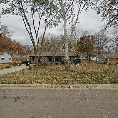 509 S 1 St St, Lansing, KS 66043