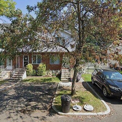 51 Country Ln, Staten Island, NY 10312