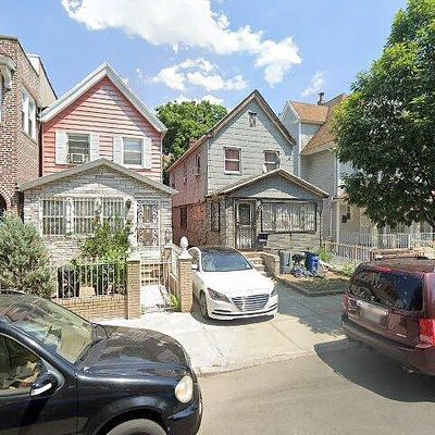 571 E 31 St St, Brooklyn, NY 11210