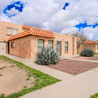 6673 E Calle La Paz, Tucson, AZ 85715