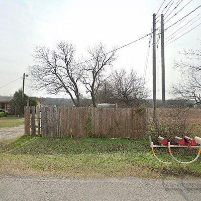 705 W Sherman Dr, Aubrey, TX 76227