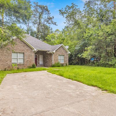 7084 Lauderdale St, Bay Saint Louis, MS 39520