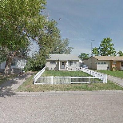 710 W Waterman Ave, Lakin, KS 67860