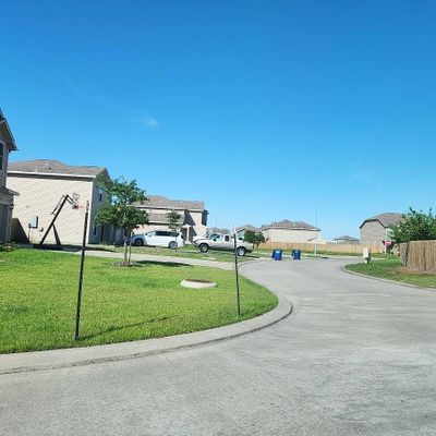 6010 Coral Cove Rd, Cove, TX 77523