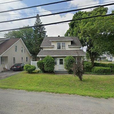 752 Curry Rd, Schenectady, NY 12306