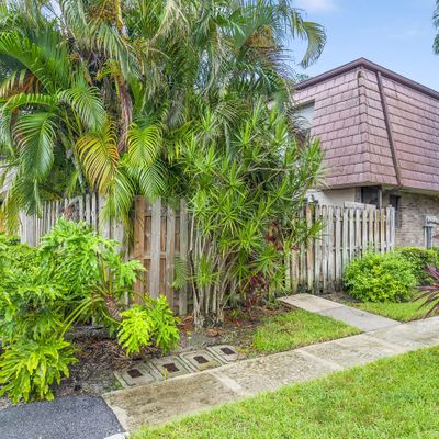 7757 Courtyard Run W, Boca Raton, FL 33433