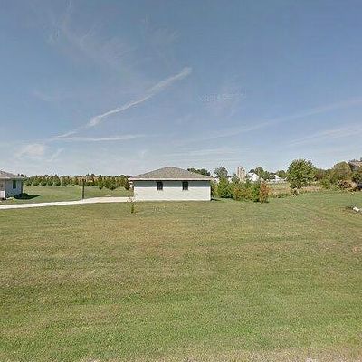 W2016 Summer Hill Dr, Helenville, WI 53137