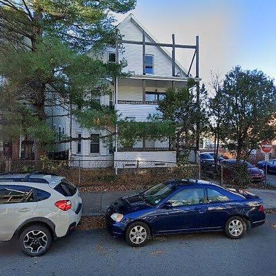 102 Willow Ave, Somerville, MA 02144