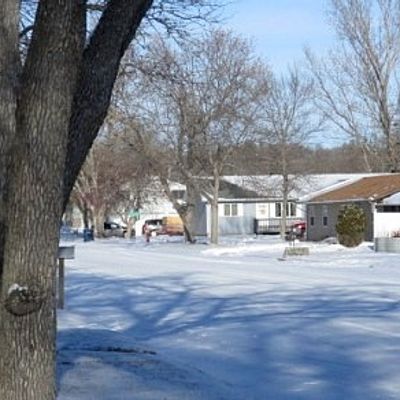 115 4 Th St Sw, Watertown, SD 57201