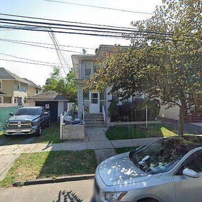 107 Bement Ave, Staten Island, NY 10310