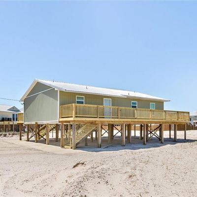 109 Quebec Ct, Dauphin Island, AL 36528