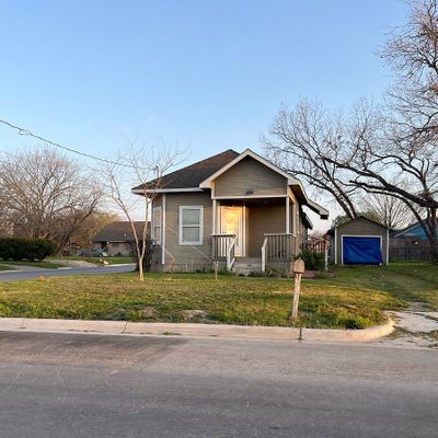 1101 E Hickory St, Denton, TX 76205