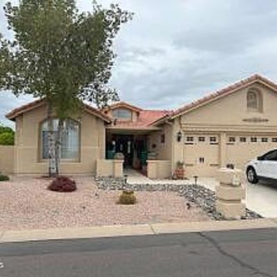 11118 E Navajo Dr, Sun Lakes, AZ 85248