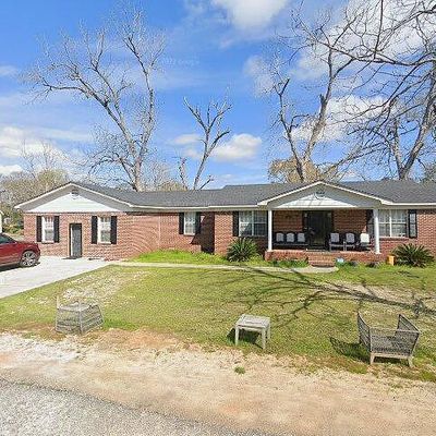 151 Bullard St, Atmore, AL 36502