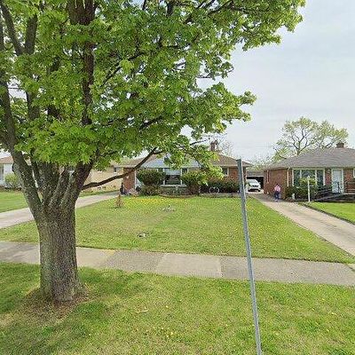 158 Willard Ave, Bedford, OH 44146