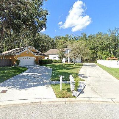 15906 Stags Leap Dr, Lutz, FL 33559