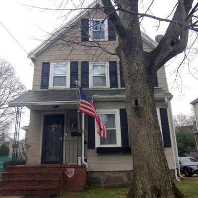 16 Ballou St, Quincy, MA 02169