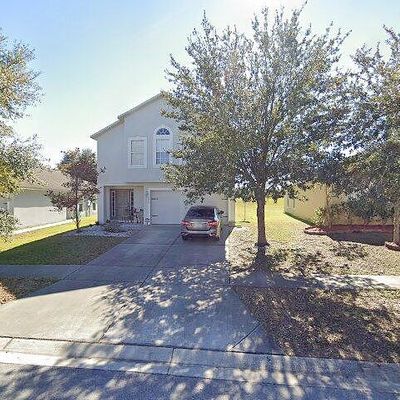 13233 Waterford Castle Dr, Dade City, FL 33525