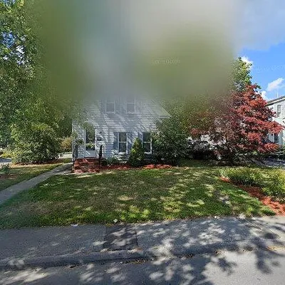 20 Monroe St, Taunton, MA 02780