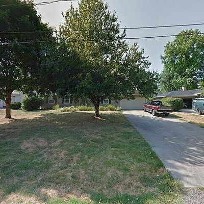 2011 Cedar St, Jacksonville, IL 62650