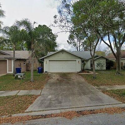 1630 Spinning Wheel Dr, Lutz, FL 33559