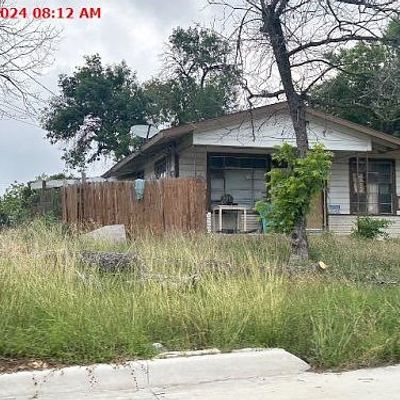 175 Willee Dr, San Antonio, TX 78228