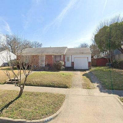 2216 Brooks St, Garland, TX 75041