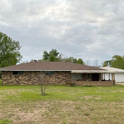 223 S Stockwell Ave, Iowa, LA 70647