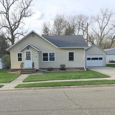 243 Concord St, Emmons, MN 56029