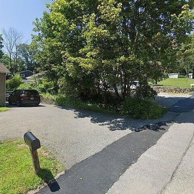 302 Meiers Ln, Califon, NJ 07830