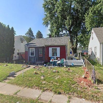 3207 Homestead Ave, Davenport, IA 52802