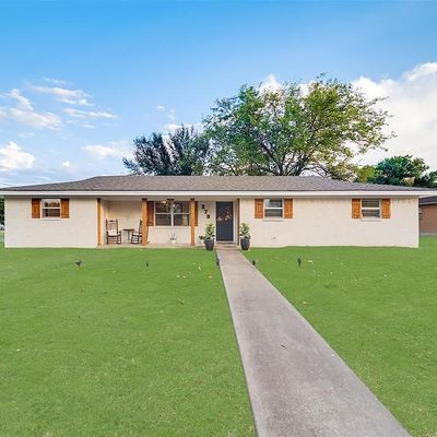 279 Kincaid St, Van Alstyne, TX 75495