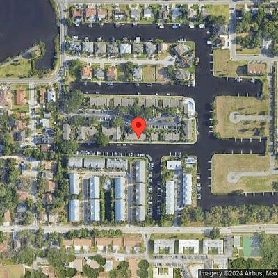 355 Moorings Cove Dr, Tarpon Springs, FL 34689