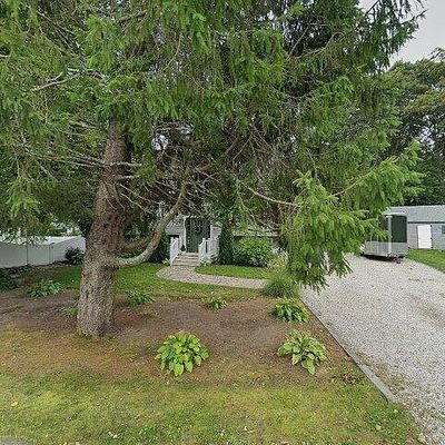 39 Siasconset Dr, Sagamore Beach, MA 02562