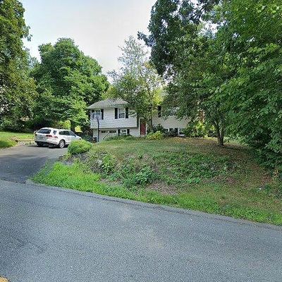 33 Millbury St, Grafton, MA 01519