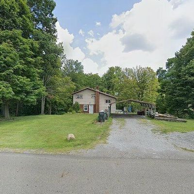 338 Calla Rd E, Youngstown, OH 44514