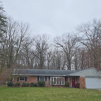 3399 Woodmont Dr, Lambertville, MI 48144