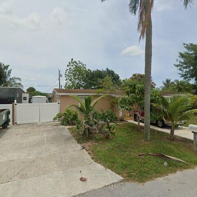 4293 Kent Ave, Lake Worth, FL 33461