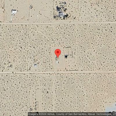 58752 Stearman Rd, Landers, CA 92285