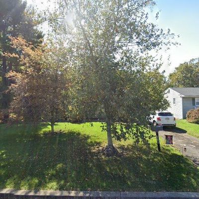 516 3 Rd Ave, Warminster, PA 18974