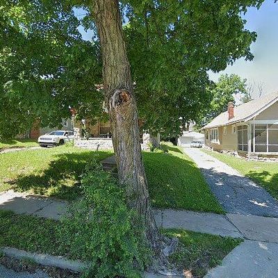 5536 Highland Ave, Kansas City, MO 64110