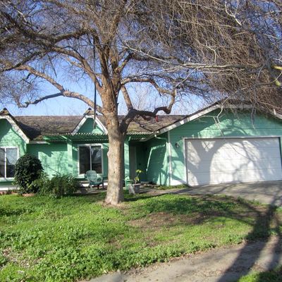 734 Elderwood Ln, Lemoore, CA 93245