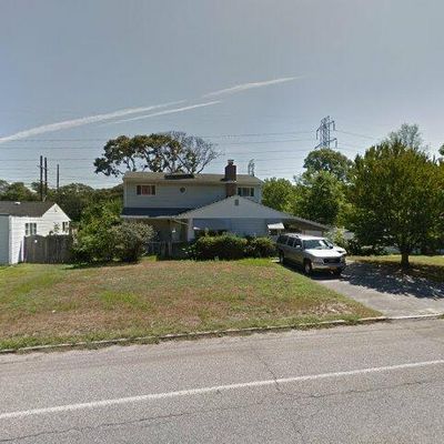 74 Eastwood Blvd, Centereach, NY 11720