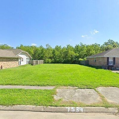 7539 Expedition Dr, New Orleans, LA 70129