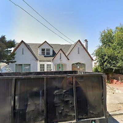 7541 Outlook Ave, Oakland, CA 94605
