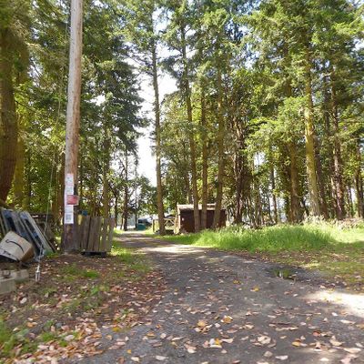 7745 Flagler Rd, Nordland, WA 98358