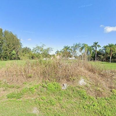 807 10 Th Ave Sw, Ruskin, FL 33570