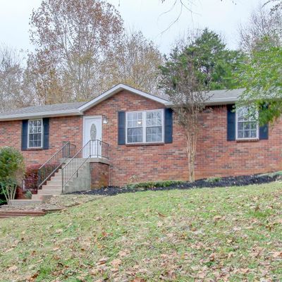 673 Chesterfield Cir, Clarksville, TN 37043